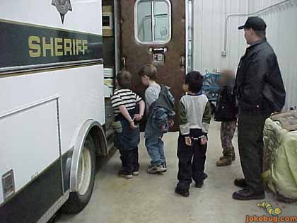 Funny Picture - Misc Jokes funny pictures - Hardened criminals