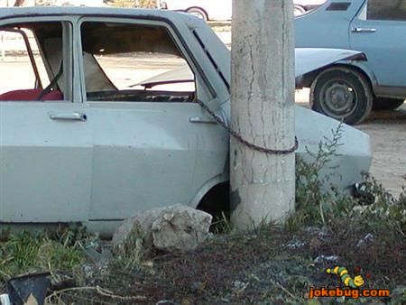 Funny Picture - Redneck Jokes funny pictures - Cautious